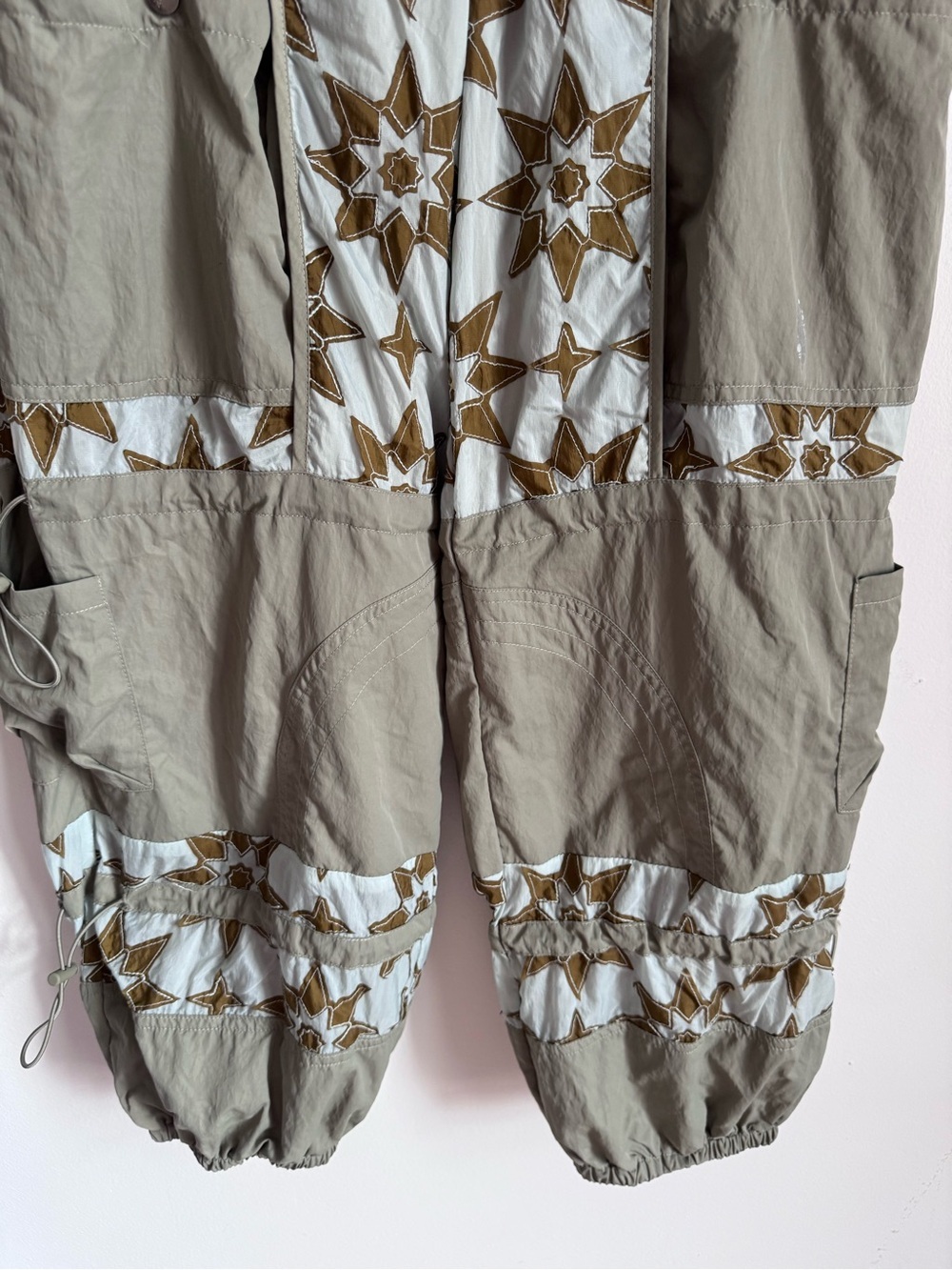 FP Movement Mountaineer Pant Sage Stone Combo Like New S $168 - Picture 5 of 14